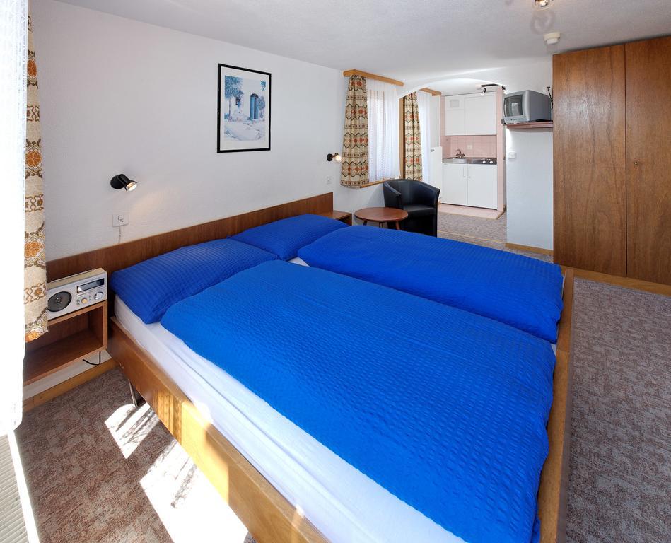 Hotel Zum See Grächen Habitación foto